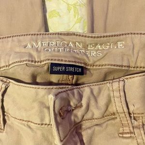 America  Eagle Women’s Super Stretch Jeggings, SO SOFT Size 12R. EUC No stains